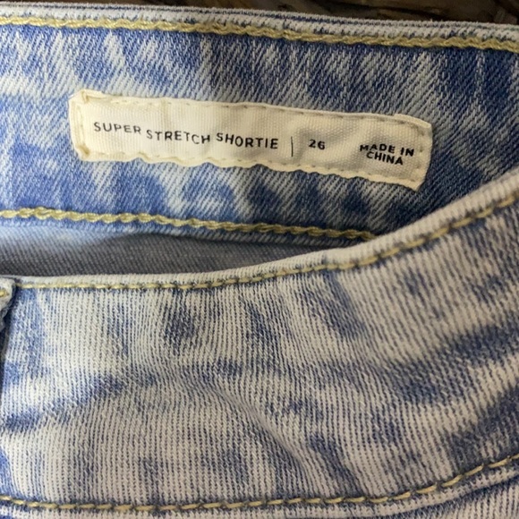 Denim shorts - Picture 4 of 4